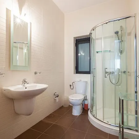 Pender Lux Complex - 3br Unit With Private Parking By 360 Estates Apartament *