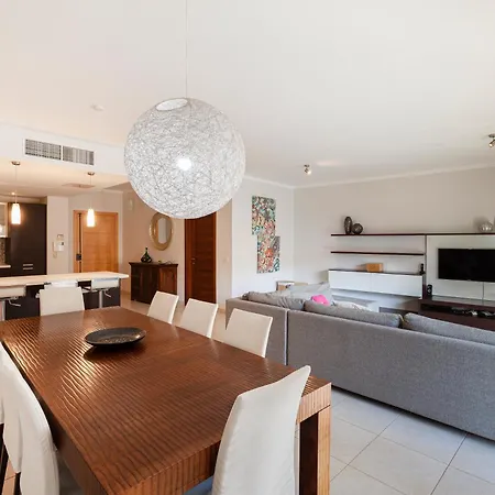 Apartament Pender Lux Complex - 3br Unit With Private Parking By 360 Estates