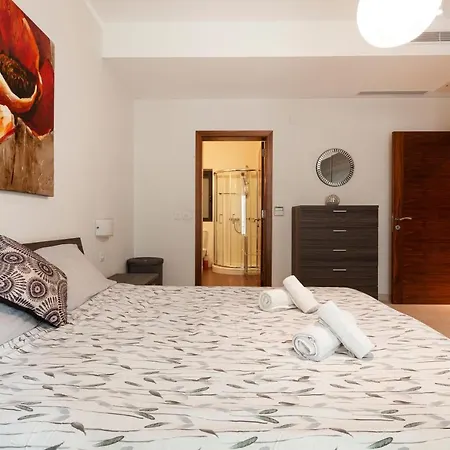 Pender Lux Complex - 3br Unit With Private Parking By 360 Estates Appartement San Ġiljan