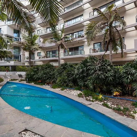 Pender Lux Complex - 3br Unit With Private Parking By 360 Estates Appartement