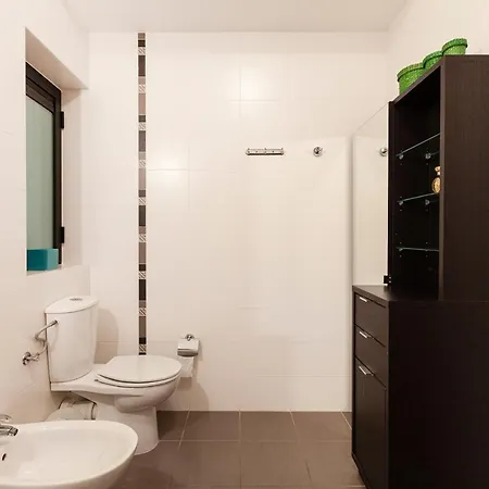 Pender Lux Complex - 3br Unit With Private Parking By 360 Estates Apartamento San Julián